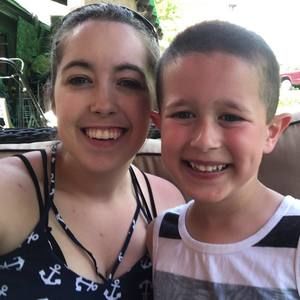 Meet your Posher, Sara